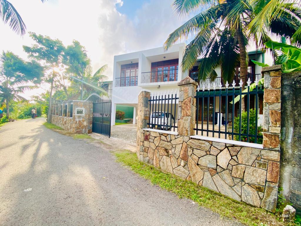 House for Sale in Battaramulla - Waters Edge Battaramulla