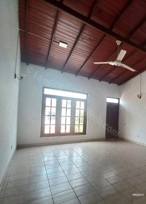 House For Sale In Colombo 6 - House Sale In Colombo 6 (file No 2204b 1)