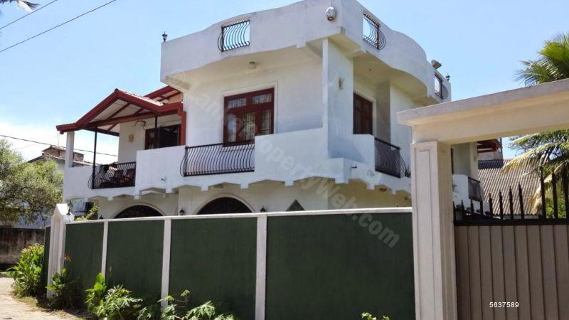 Nugegoda House for sale/rent