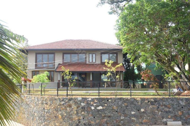  Villa for sale/rent