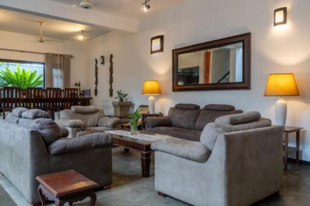 Living Room - 4 Bedroom House for Sale in Nawala, S1606