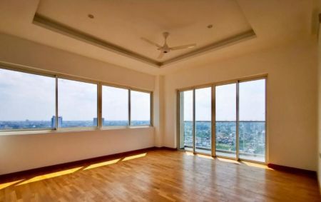 Living Room - 3 Bedroom Unfurnished Apartment for Rent at 121 Residencies, Park Road