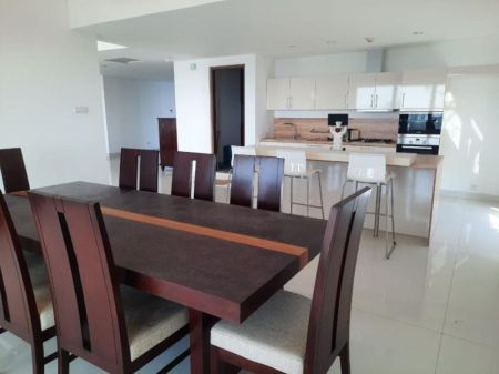 Dining room - Rajagiriya - Clearpoint Residencies, 03 Bedroom Luxury Apartment for Rent