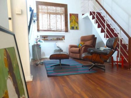 Living Room - Spacious House for Rent in Colombo 5