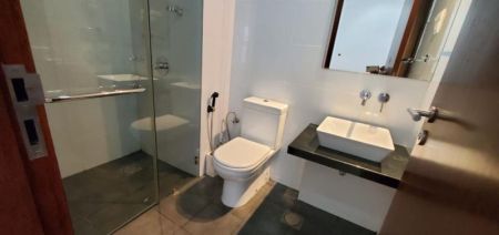 Bathroom - Emperor | Colombo 3 | Sea view | Exquisitely furnished | 2 BR | Higher Fl | 300K