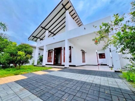 Living Room -  A Modern Single Story House Sale With Furnitures In Negombo Dalupotha Area