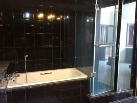 Bathroom - 3 Bedroom Apartment for Rent in Fairway Rajagiriya, R81367