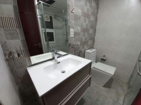 Bathroom - Nalanda Gate - 02 Bedroom Unfurnished Apartment for Rent in Colombo 08 (A3387)-RENTED