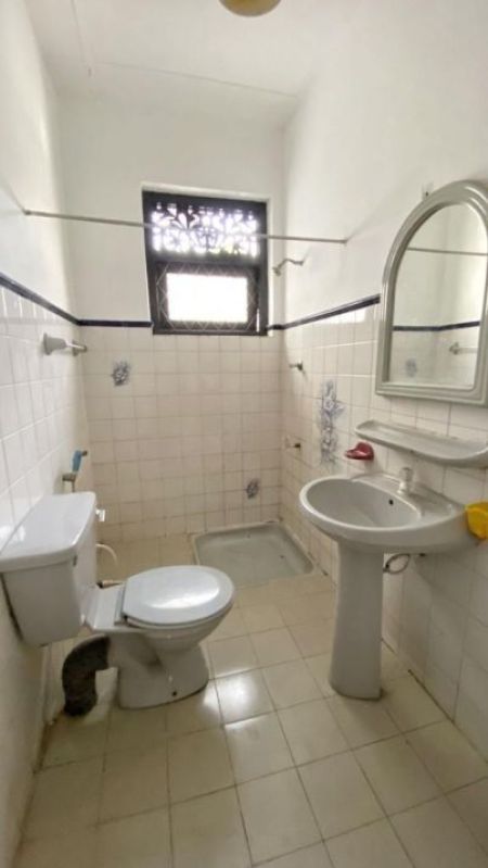 Bathroom - 03 Bedroom Unfurnished House for Sale in Nawala (A1616)