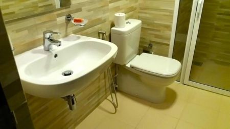 Bathroom - Luxurious 3-Bedroom Apartment for Sale in Rajagiriya