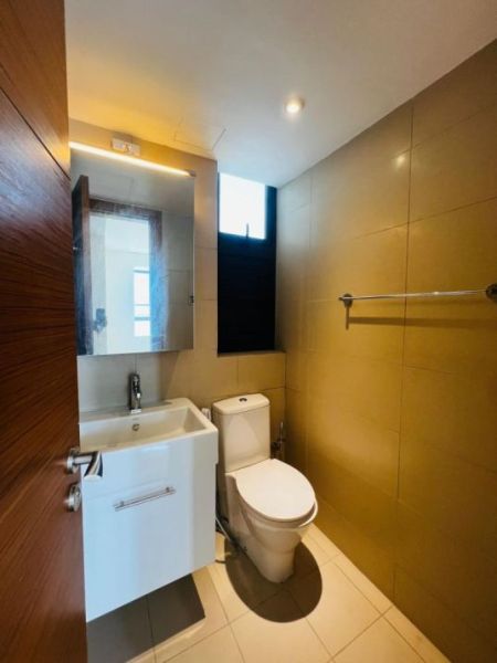 Bathroom - ￭ Havelock city ￭ 03 Bedrooms Apartments ￭ For Sale ￭ (NK778)