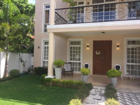 Living Room - House for Sale - Nugegoda | LKR 140,000,000