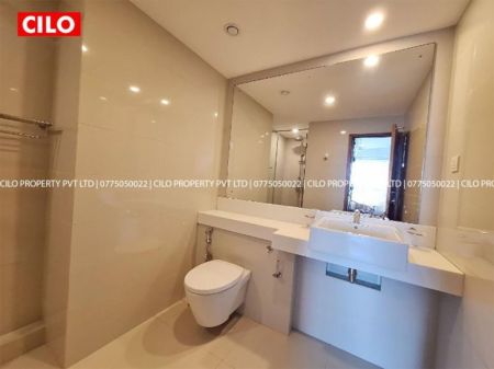 Bathroom - 4 bedrooms | Furnished apartment at Elements Rajagiriya for immediate rent 