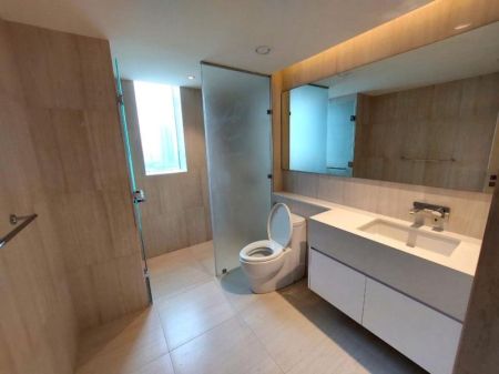 Bathroom - Furnished 2-Bedroom Apartment for Rent in Colombo 2