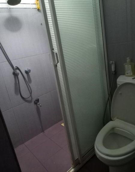 Bathroom - 6 Bedroom house for sale in Mount Lavinia for 45.million (negotiable).