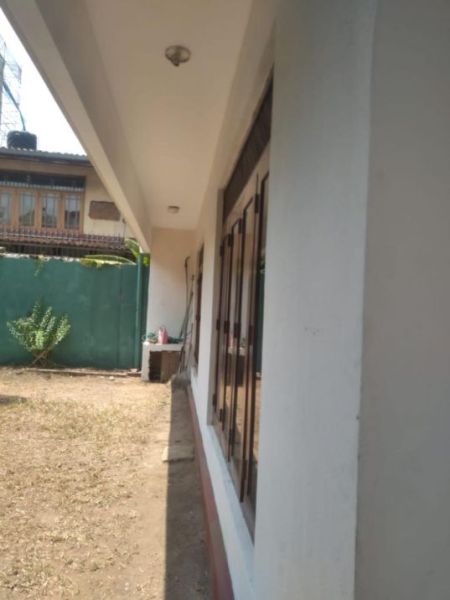 Exterior - ￭ Borella, Colombo 08 ￭ Large 2 Storey House ￭ For Sale ￭ (NK892)