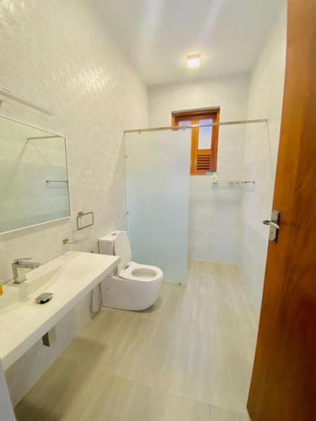 Bathroom - (SE1036)4 Bedroom villa for sale in Aluthgama for Rs. 105 million (negotiable)