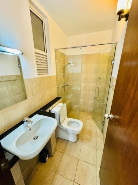 Bathroom - 3 Bedroom apartment for rent in Malabe / Orchid apartments 01