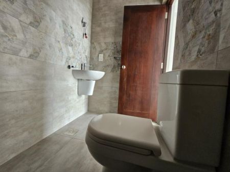 Bathroom - 4 BR Brand New Luxury Apartment for Sale at The Cornwall Residences