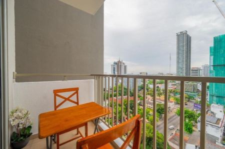 Balcony - 2 Bedroom Apartment for Rent in On320, R81380