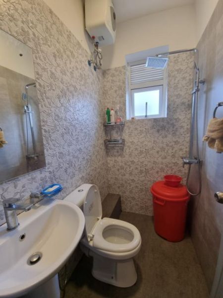 Bathroom - Nuns' 3 Bedroom for SALE in Wellawatta, Colombo 6 AP3239