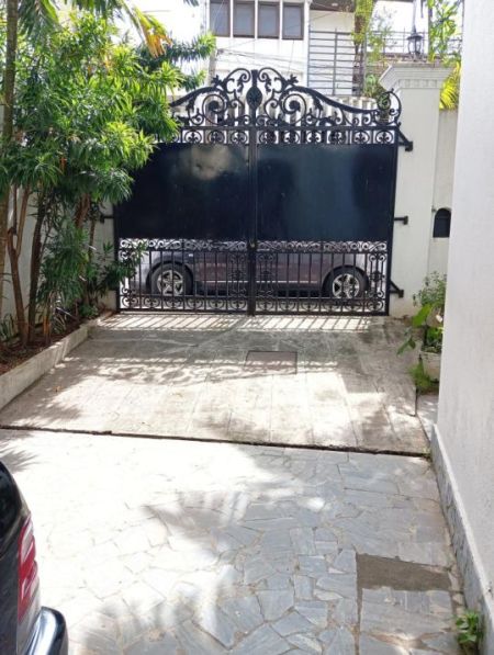 Exterior - Colombo 3 House| 5BR House| Semi furnished| Rent