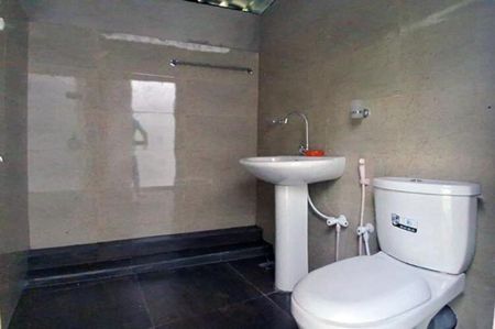 Bathroom - Newly Built Luxury House for Immediate Sale in Kothalawala, Bandaragama.