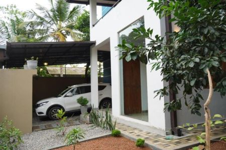 Exterior - Sale : New Luxury House In Bandaragama