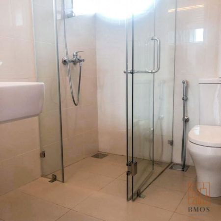 Bathroom - 3 Bedroom apartment for sale in Colombo 8 for Rs. 69 million