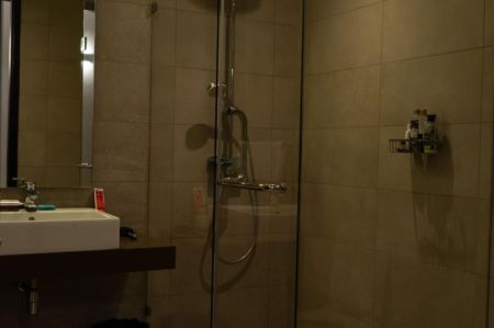 Bathroom - 3 Bedroom Apartment for Sale or Rent at 447 Luna Tower, Colombo 2.