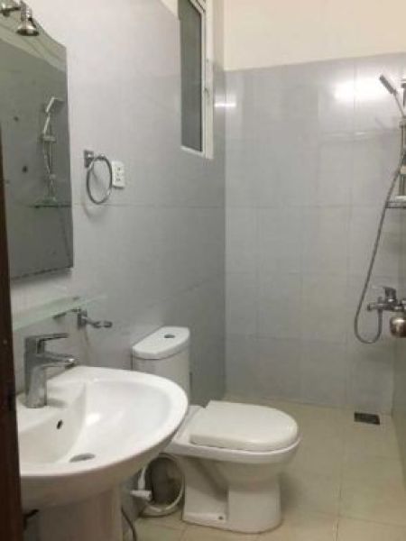 Bathroom - 3 Bed Room Apartment For Sale - Dehiwala