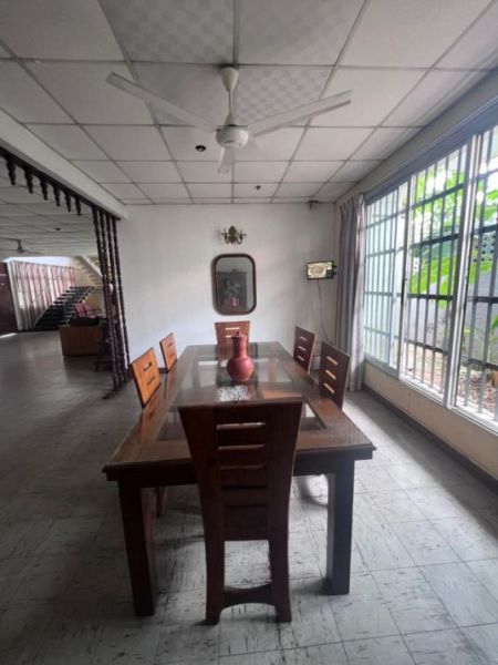 Dining room - Spacious 2-Storey House - for sale  Prime Location! for sale 