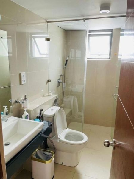 Bathroom - Grandsburg - 02 Bedroom Furnished Apartment for Sale in Colombo 07 (A2860)