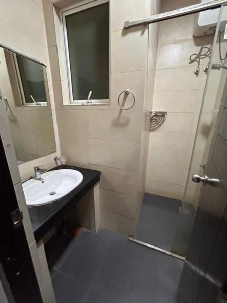 Bathroom - 2 Bedroom Apartment for Rent in Mount Lavinia, R81381