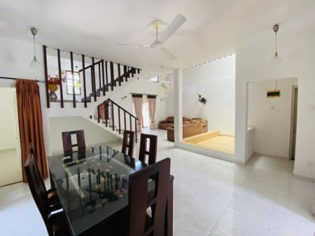 Dining room - Two Storied Spacious Semi Furnished House Close to Thalawathugoda Junction