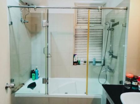 Bathroom - (G10) 3 Bedroom apartment for sale in Colombo 8 for Rs. 42 million (negotiable)