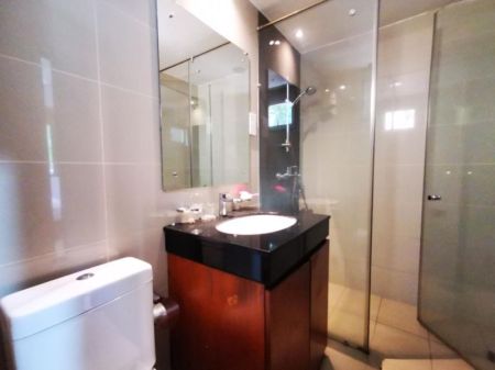 Bathroom - 2 Bedroom apartment for rent in Colombo 2 for Rs. 2.70 lakhs (Per Month)