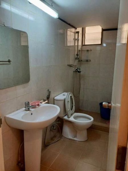 Bathroom - 3 bedroom Spacious Apartment for Sale at Liberty Plaza Colombo 3