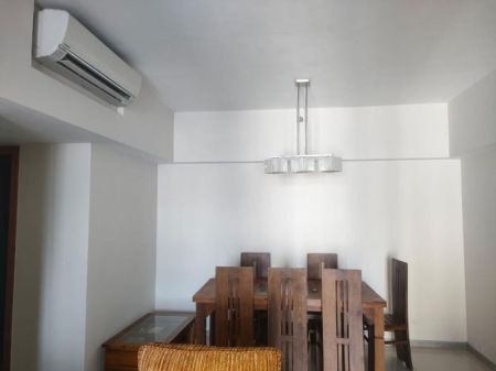 Dining room - 3 Bedroom apartment for rent in Colombo 5 / Havelock city