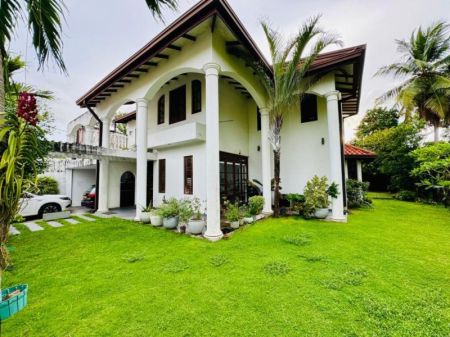 Exterior - 5 Bedroom house for sale in Battaramulla for Rs. 130 million (negotiable)