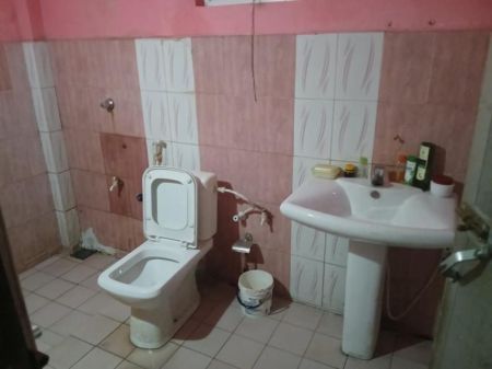 Bathroom - Kadawatha- Ranmuthugala- 2 Stories House Sale. (Rs.75mn)