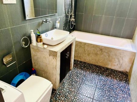 Bathroom - (SE400) 3 Bedroom house for sale in Pannipitiya for Rs. 41 million (negotiable)