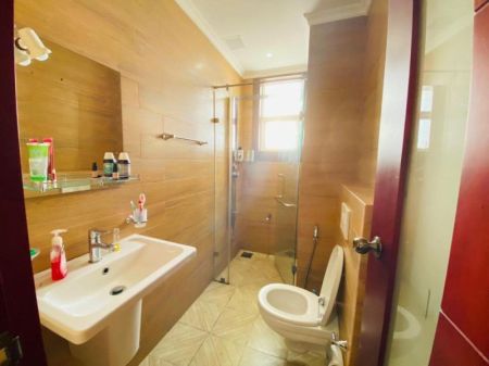 Bathroom - Luxurious 3 Bedroom  Apartment for Sale in Dehiwala - fath residencies