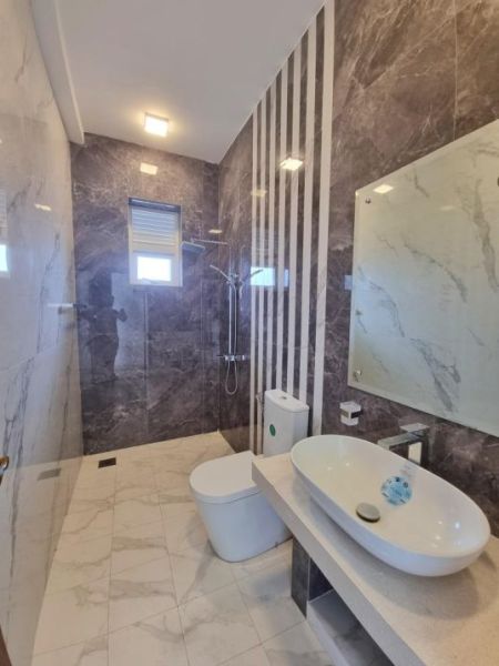 Bathroom - Highest-Quality BRAND-NEW 4 Bedroom APARTMENT for SALE in DEHIWALA 