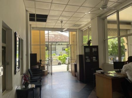 Living Room - Well Maintained 2 Bedroom Apartment for Rent at Prince Alfred Towers Colombo 3