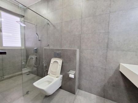 Bathroom - 2 bedrooms |Furnished apartment at Colombo7 immediate rent 