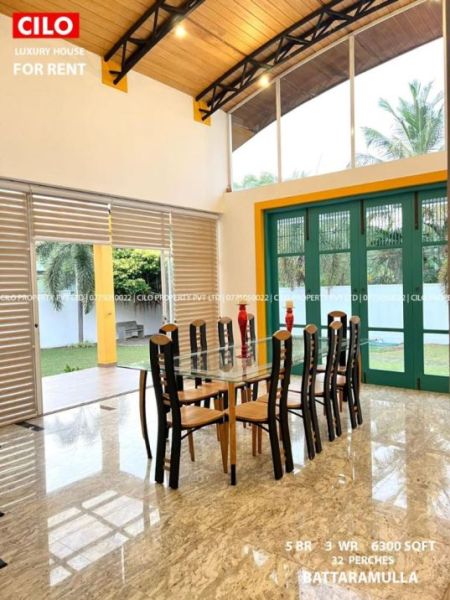 Dining room - 5 bedrooms | Luxury villa in Thalawathugoda for immediate rent 