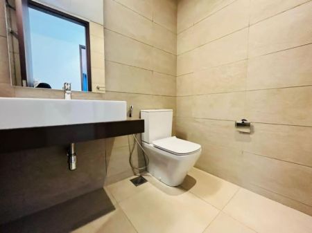 Bathroom - Luna Tower/02beds/furnished apartment/for rent in Colombo-02. 