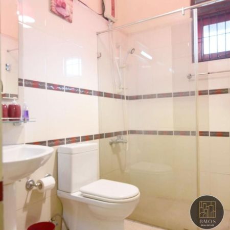 Bathroom - 4 Bedroom house for sale in Rajagiriya for Rs. 77 million