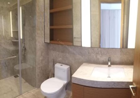 Bathroom - Deluxe super - 4 bed room apartment at Shangri la  with a pictures view of the Indian ocean